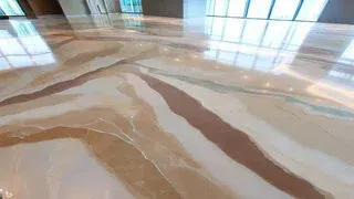 ارضيات رخام بني